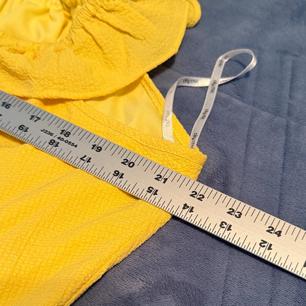 Yellow Ruffled Romper - Picture 3 of 8